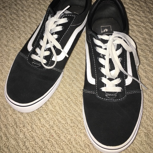 Vans Shoes - Van suede classic